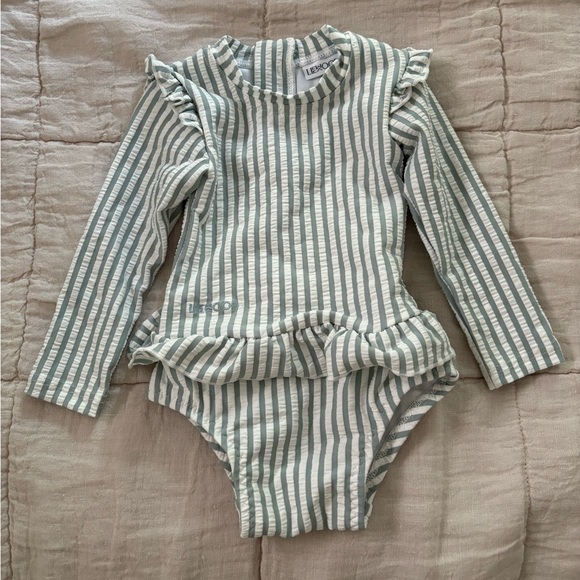 NWOT Liewood Anti-UV one piece Swimsuit Sillie. Light Blue - Picture 4 of 7